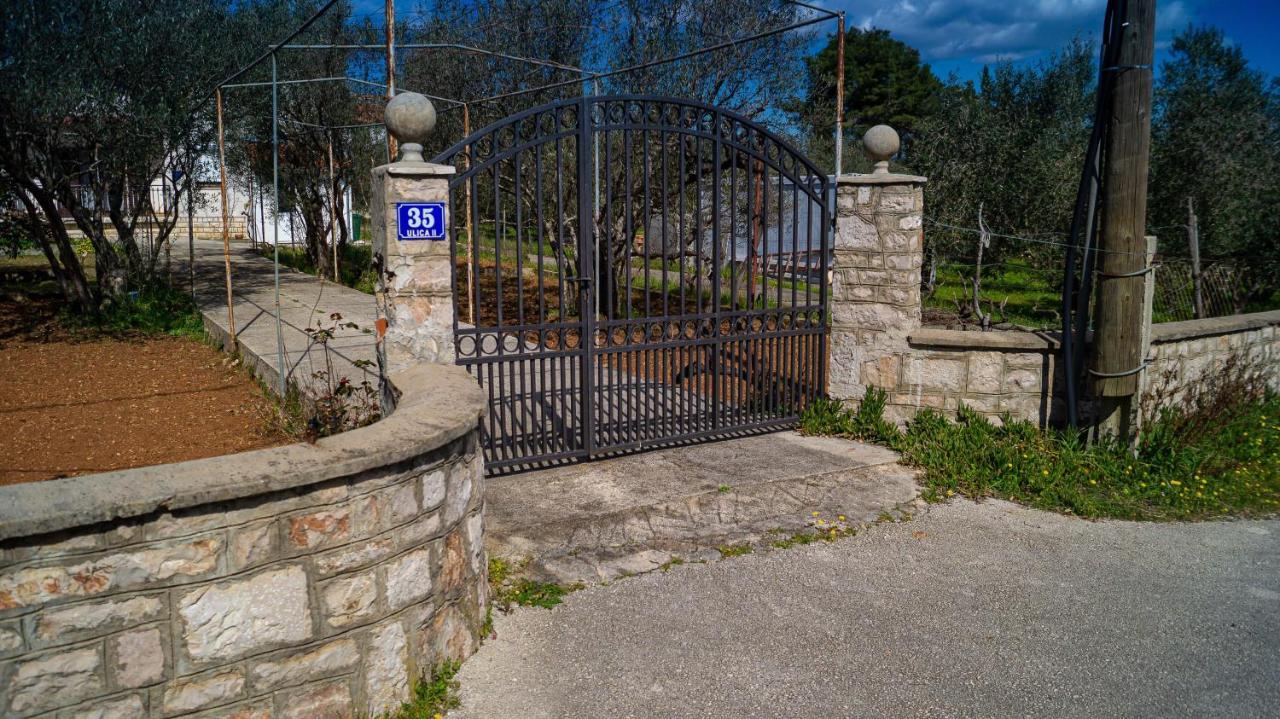 Vecchia Oliva,Kuljica Villa Kukljica Kültér fotó